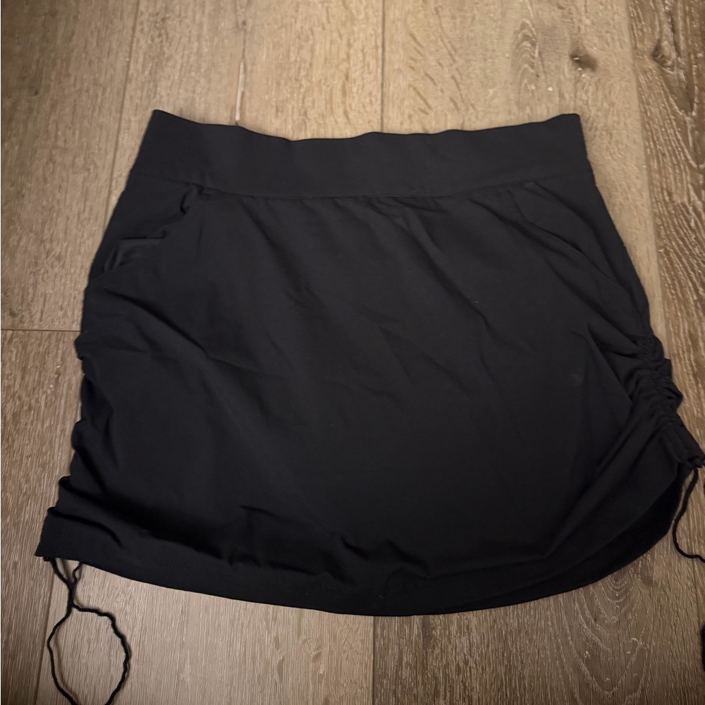 Columbia Black Skirt